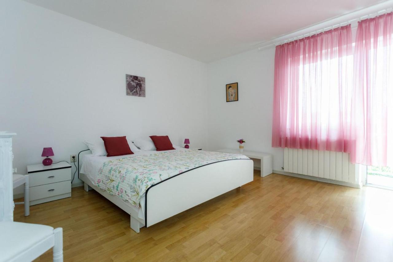 Adrijana 2 Daire Krk Town Dış mekan fotoğraf