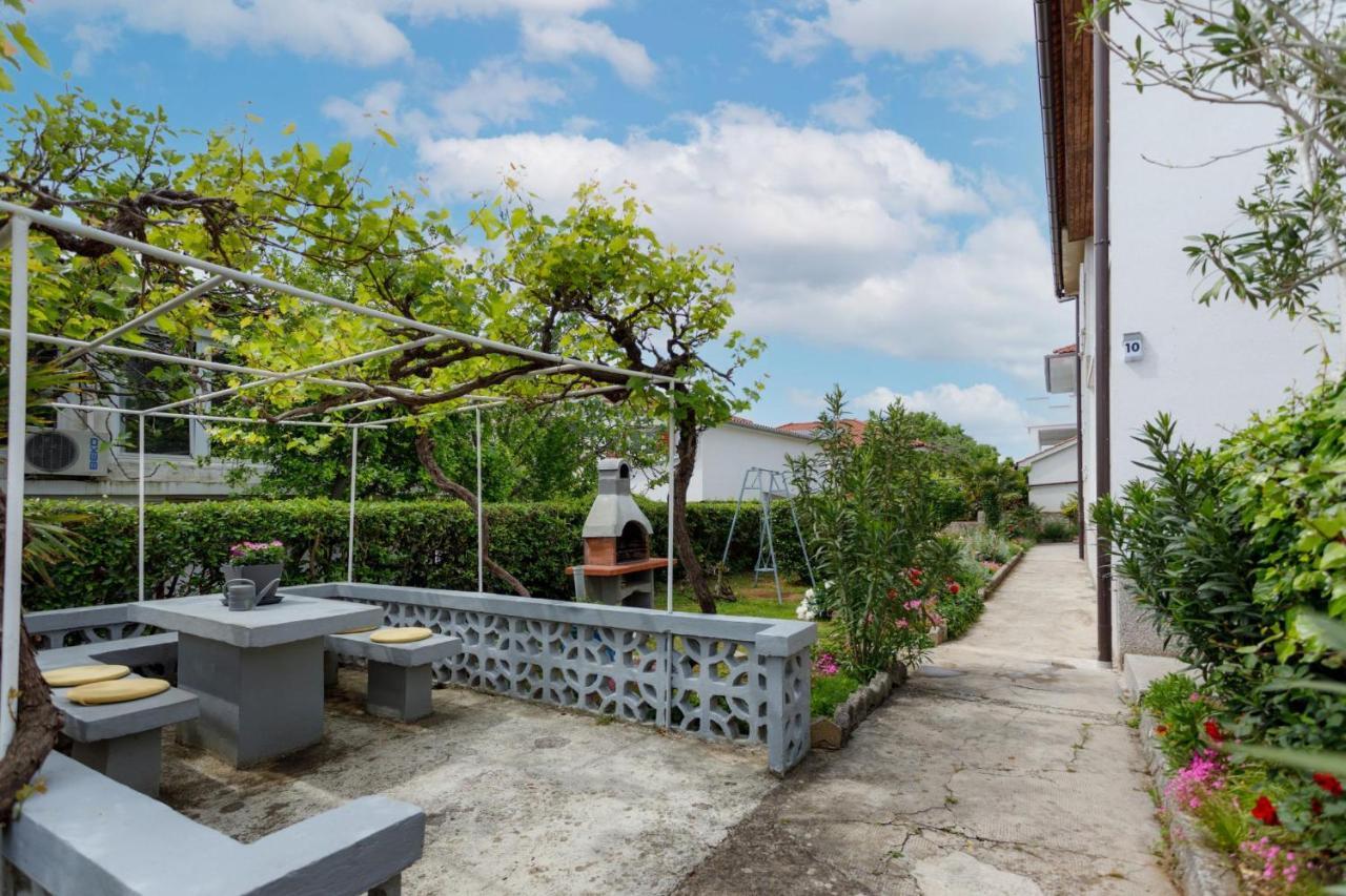 Adrijana 2 Daire Krk Town Dış mekan fotoğraf