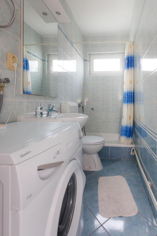 Adrijana 2 Daire Krk Town Dış mekan fotoğraf