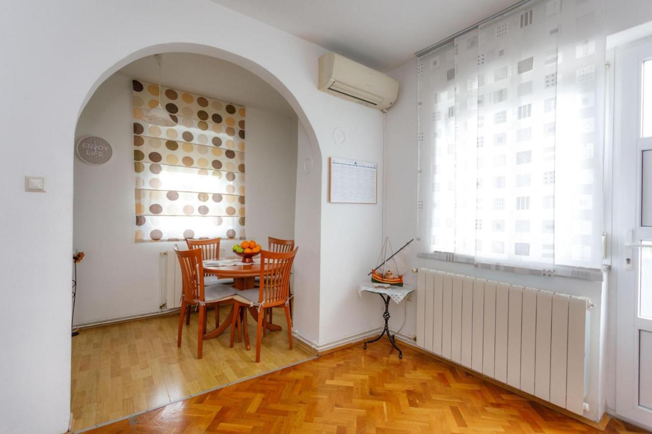 Adrijana 2 Daire Krk Town Dış mekan fotoğraf