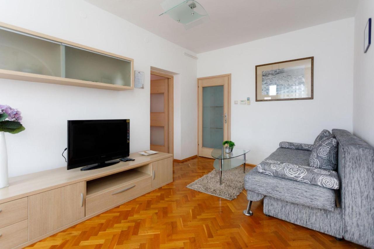 Adrijana 2 Daire Krk Town Dış mekan fotoğraf